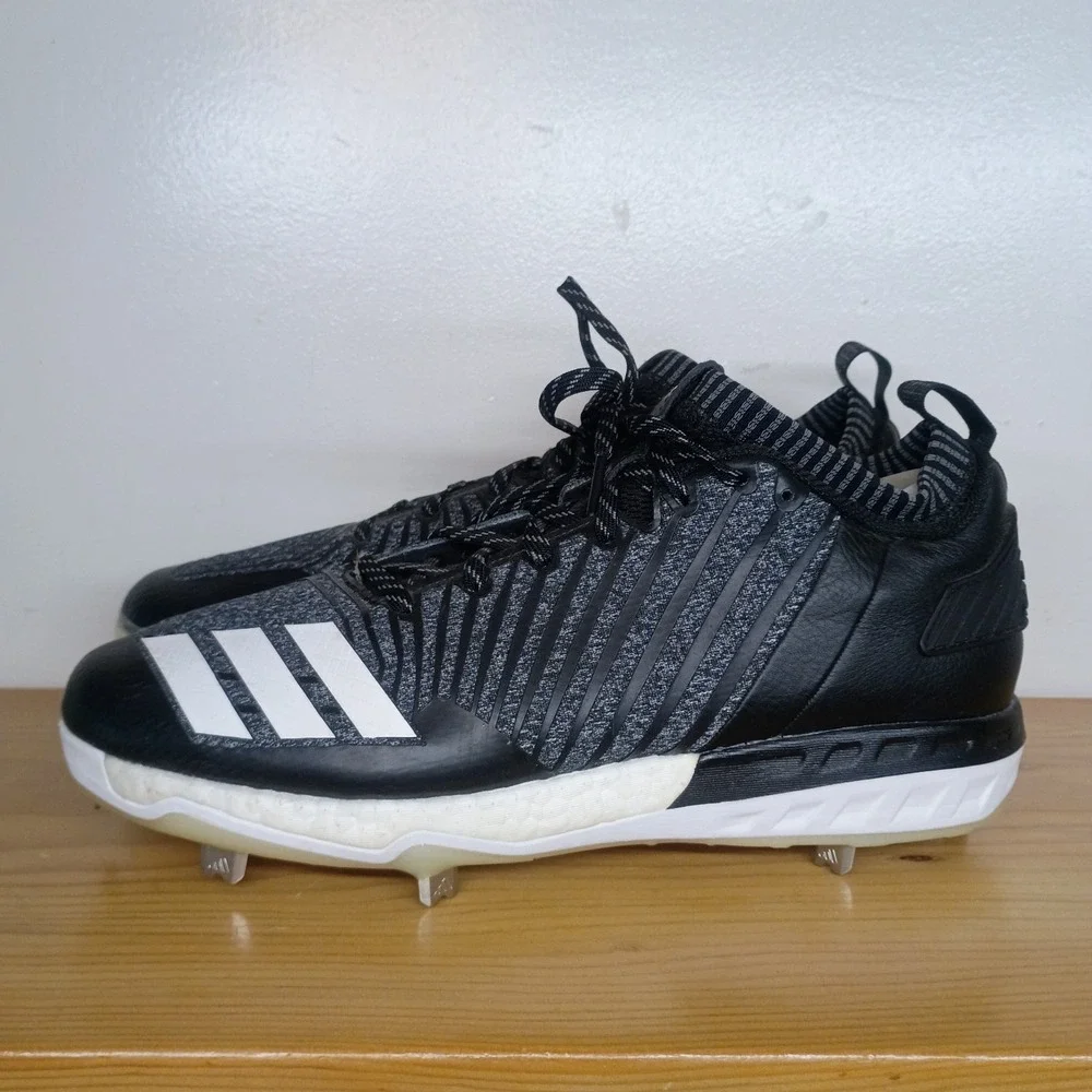 adidas boost icon